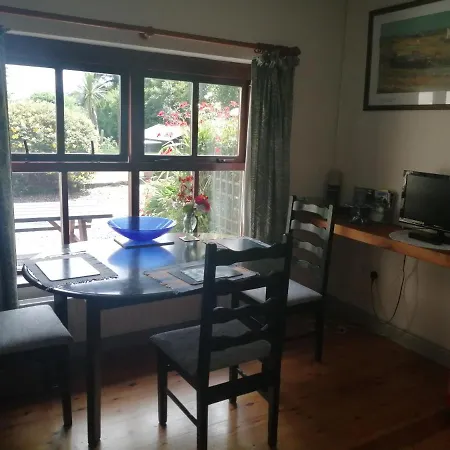 Lovely Sea View In Rineen - 4 Guests *